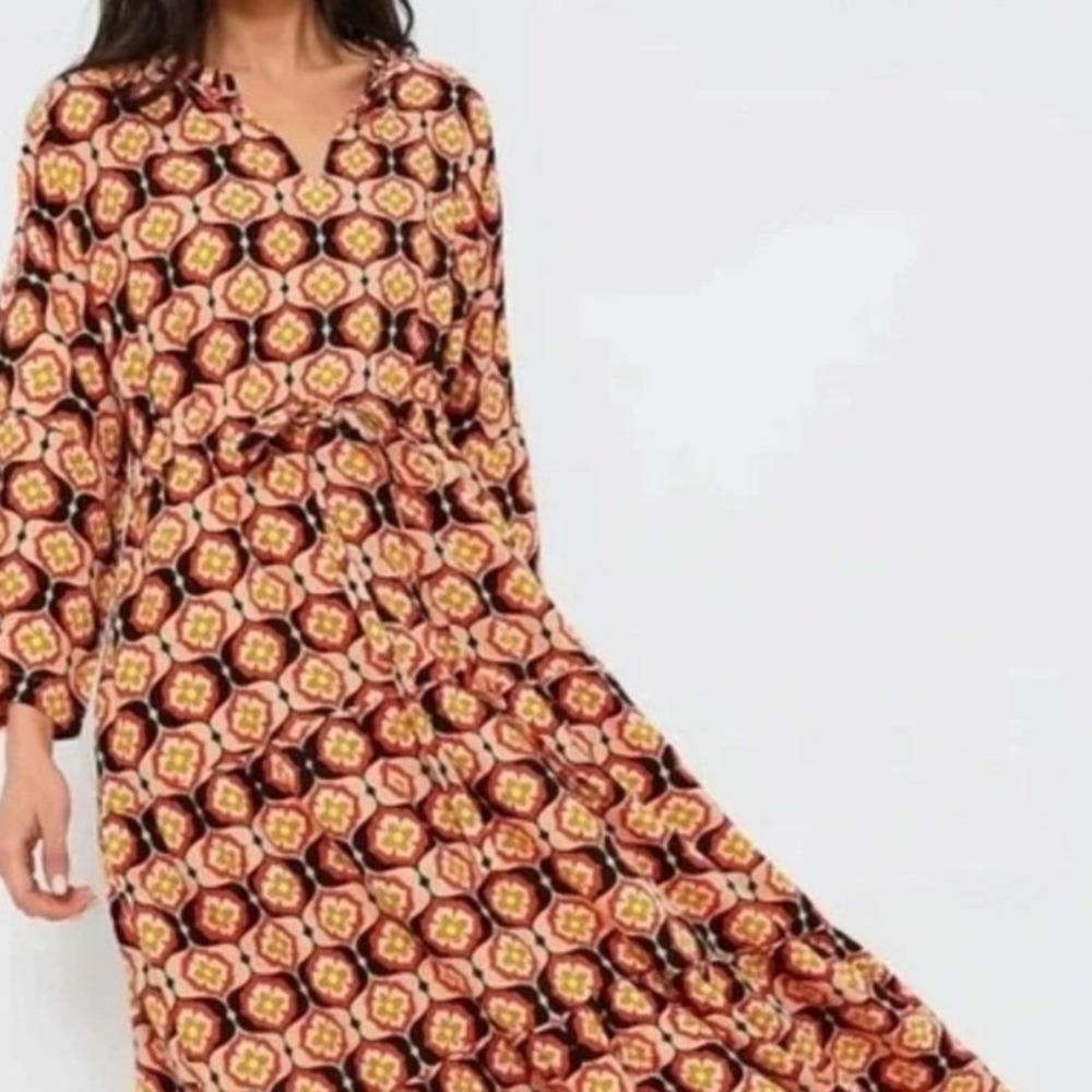 NEW Tuckernuck Wavy Retro Long Sleeve Caftan Orange Size Small - Picture 2 of 5